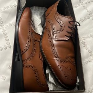 Men’s dress shoes